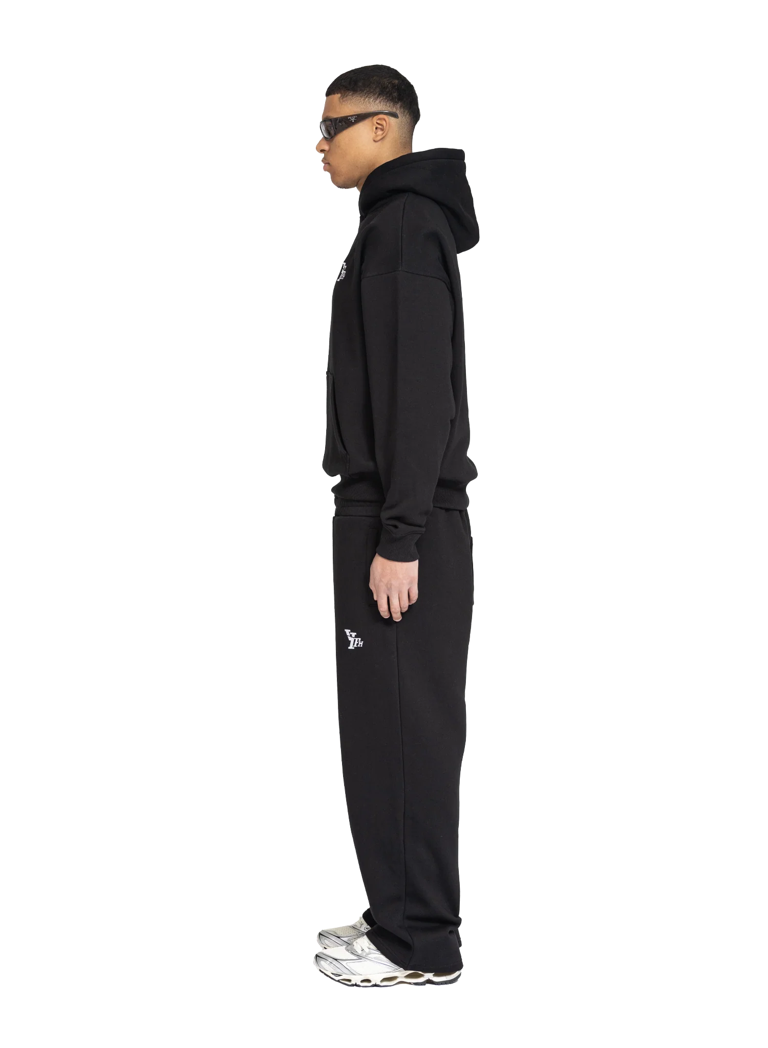 BASIC TRACKSUIT BLACK (p) - Image 3